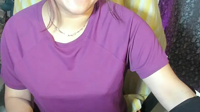 Snapshot of Tannushree chatting on May 13, 2026, 12:01 pm Tannushree online show from May 13, 2026, 12:01 pm