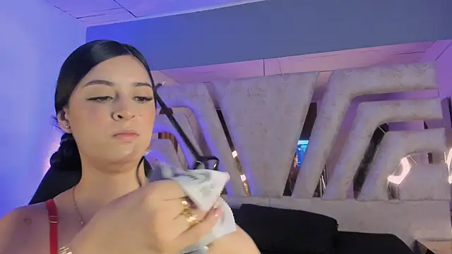 Snapshot of _NatachaDiaz_ chatting on May 27, 2026, 11:28 am NatachaDiaz online show from May 27, 2026, 11:28 am