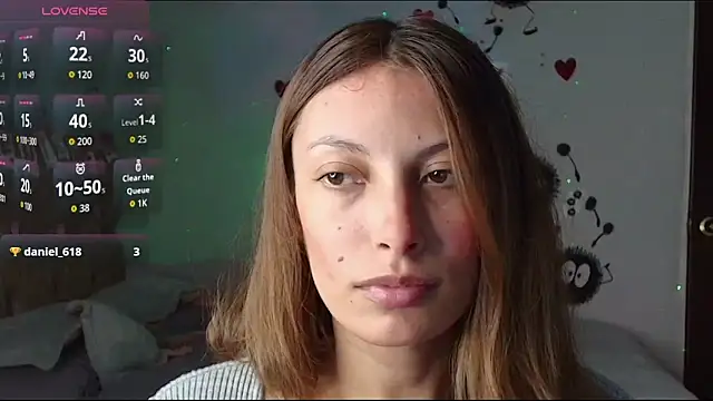 Snapshot of Sweet_moon_v_ chatting on February 17, 2026, 10:40 pm Sweet moon v online show from February 17, 2026, 10:40 pm