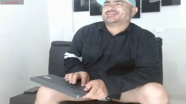 Snapshot of jared_vasquez chatting on February 11, 2026, 2:17 pm jared vasquez online show from February 11, 2026, 2:17 pm