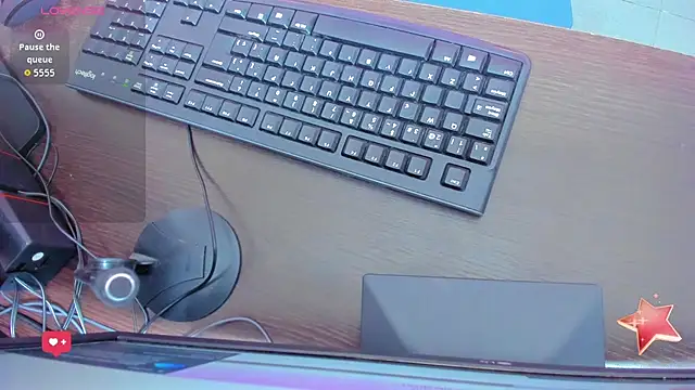 Snapshot of emilywilliis chatting on February 18, 2026, 12:34 pm emilywilliis online show from February 18, 2026, 12:34 pm