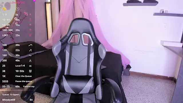 Snapshot of Luna__02 chatting on March 13, 2026, 11:37 am Luna 02 online show from March 13, 2026, 11:37 am