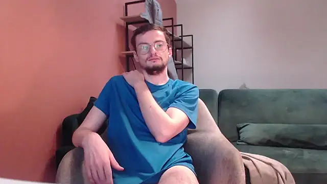 Snapshot of davidfrenchlove chatting on February 14, 2026, 1:44 pm davidfrenchlove online show from February 14, 2026, 1:44 pm