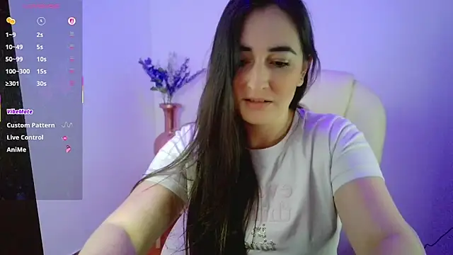 Snapshot of soffi_betacur chatting on June 8, 2026, 4:13 am soffi betacur online show from June 8, 2026, 4:13 am