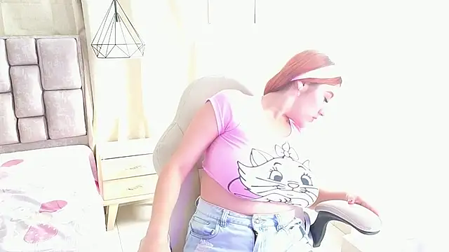 Snapshot of scarlettjohnson_ chatting on January 7, 2026, 1:27 pm scarlettjohnson online show from January 7, 2026, 1:27 pm