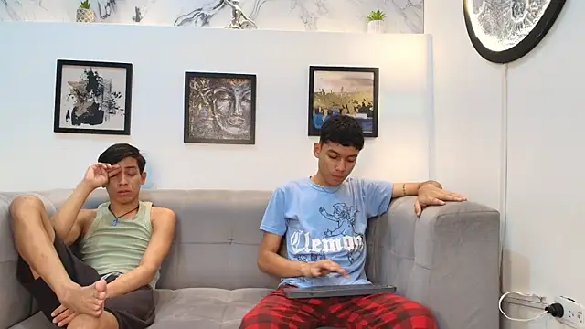 Snapshot of AVENGER_BOYS2026 chatting on February 10, 2026, 1:15 am AVENGER BOYS2026 online show from February 10, 2026, 1:15 am