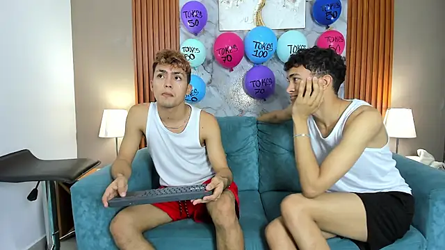 Snapshot of AVENGER_BOYS2026 chatting on February 28, 2026, 7:35 pm AVENGER BOYS2026 online show from February 28, 2026, 7:35 pm