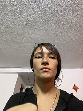 Snapshot of Michelle_ec chatting on May 11, 2026, 4:04 pm Michelle ec online show from May 11, 2026, 4:04 pm