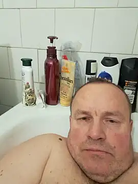 Snapshot of kanos71 chatting on January 10, 2026, 6:47 pm kanos71 online show from January 10, 2026, 6:47 pm