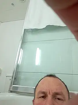 Snapshot of kanos71 chatting on February 6, 2026, 7:54 pm kanos71 online show from February 6, 2026, 7:54 pm