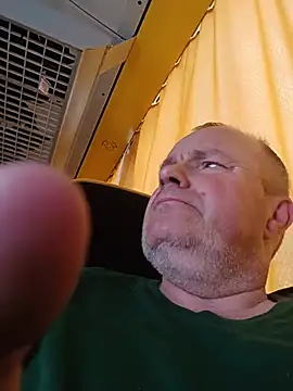 Snapshot of kanos71 chatting on June 23, 2026, 2:15 pm kanos71 online show from June 23, 2026, 2:15 pm