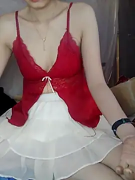 -Nicole-e online show from January 14, 2026, 1:31 am