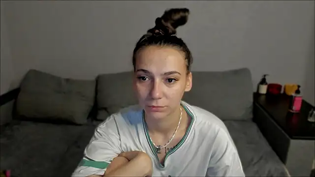 AnnaMized online show from February 26, 2026, 1:38 am