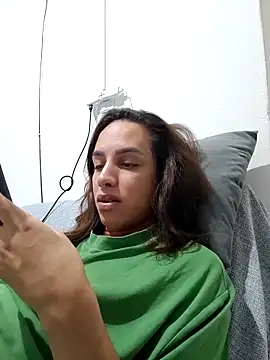 Snapshot of ofjuliaa chatting on May 16, 2026, 8:35 am ofjuliaa online show from May 16, 2026, 8:35 am