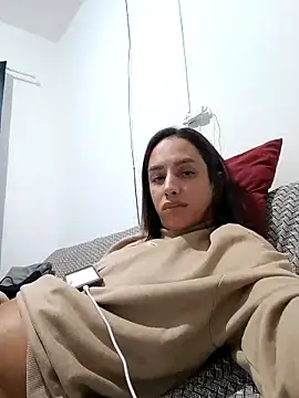 Snapshot of ofjuliaa chatting on May 24, 2026, 3:50 am ofjuliaa online show from May 24, 2026, 3:50 am