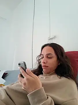 Snapshot of ofjuliaa chatting on May 11, 2026, 4:59 pm ofjuliaa online show from May 11, 2026, 4:59 pm