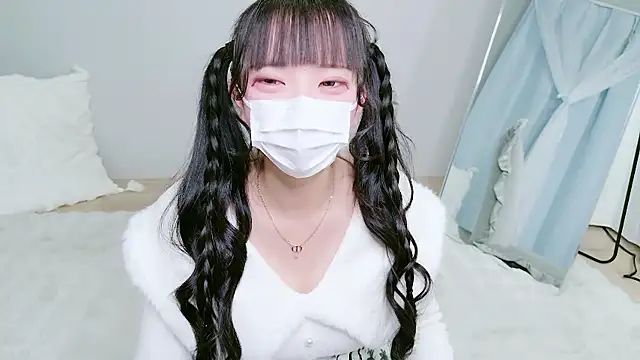 Nonn chan online show from February 13, 2026, 10:04 am