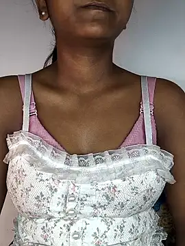 Snapshot of Royal-girl78 chatting on January 13, 2026, 4:22 pm Royal-girl78 online show from January 13, 2026, 4:22 pm