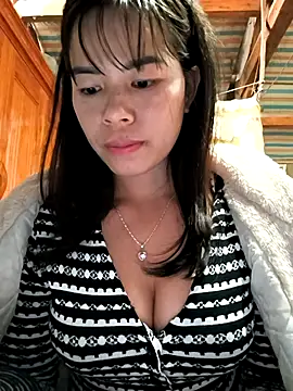 Snapshot of -Lynn- chatting on January 16, 2026, 1:31 am -Lynn- online show from January 16, 2026, 1:31 am