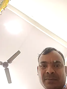 Snapshot of piryasharma005 chatting on January 8, 2026, 1:50 pm piryasharma005 online show from January 8, 2026, 1:50 pm