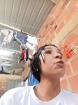 Snapshot of chikivivi- chatting on February 9, 2026, 12:58 pm chikivivi- online show from February 9, 2026, 12:58 pm