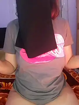 Snapshot of Rranocha chatting on February 14, 2026, 3:51 am Rranocha online show from February 14, 2026, 3:51 am