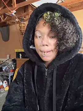 Snapshot of Tamiii420 chatting on February 2, 2026, 4:39 pm Tamiii420 online show from February 2, 2026, 4:39 pm