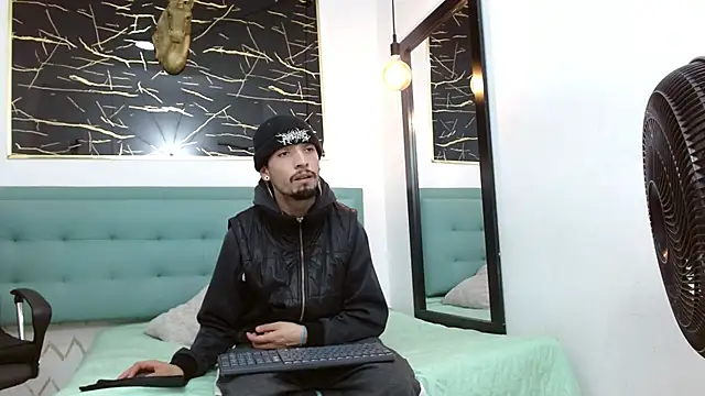 Juan-Jose69 online show from January 17, 2026, 3:43 am