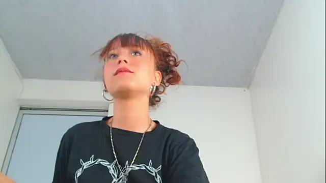 Snapshot of Little_Leksa chatting on March 28, 2026, 3:07 am Little Leksa online show from March 28, 2026, 3:07 am