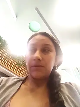 Snapshot of Andry-19 chatting on January 6, 2026, 8:57 pm Andry-19 online show from January 6, 2026, 8:57 pm