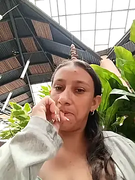 Snapshot of Andry-19 chatting on January 9, 2026, 8:05 pm Andry-19 online show from January 9, 2026, 8:05 pm