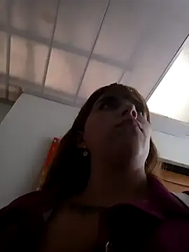 ISABELLA-01  online show from January 12, 2026, 9:52 pm