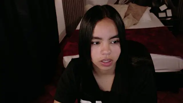 Snapshot of SofiaMante_ chatting on March 27, 2026, 9:05 pm SofiaMante online show from March 27, 2026, 9:05 pm