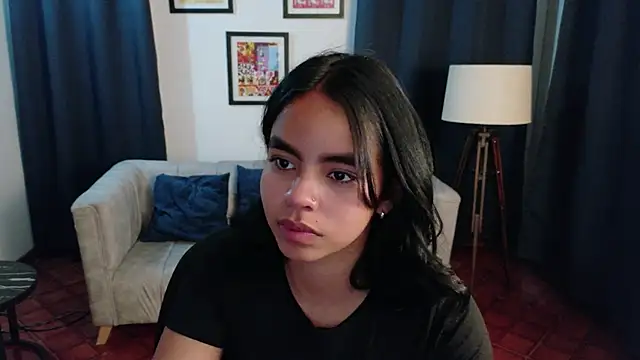 Snapshot of SofiaMante_ chatting on May 16, 2026, 11:15 pm SofiaMante online show from May 16, 2026, 11:15 pm
