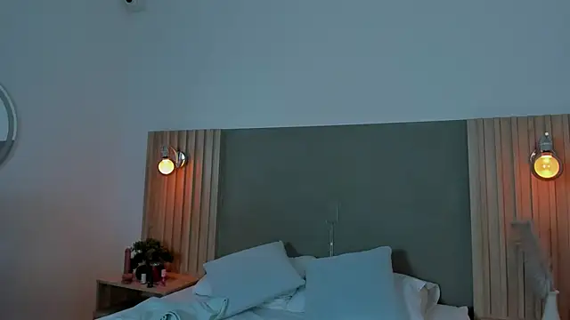 Snapshot of scarlett_rosse_x chatting on February 14, 2026, 1:50 am scarlett rosse x online show from February 14, 2026, 1:50 am