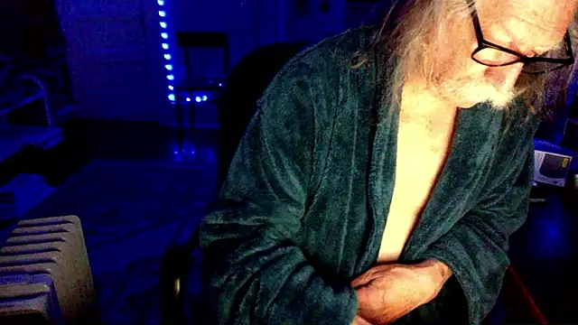 Snapshot of LickYourYoni chatting on April 5, 2026, 1:29 pm LickYourYoni online show from April 5, 2026, 1:29 pm