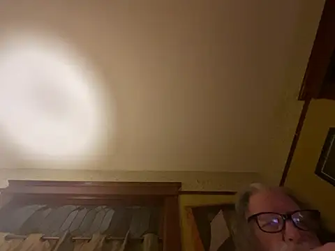 Snapshot of LickYourYoni chatting on February 19, 2026, 5:48 am LickYourYoni online show from February 19, 2026, 5:48 am