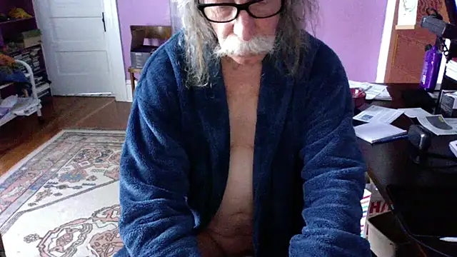 LickYourYoni online show from May 19, 2026, 2:57 pm