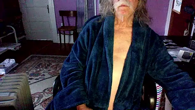 Snapshot of LickYourYoni chatting on April 6, 2026, 2:07 pm LickYourYoni online show from April 6, 2026, 2:07 pm