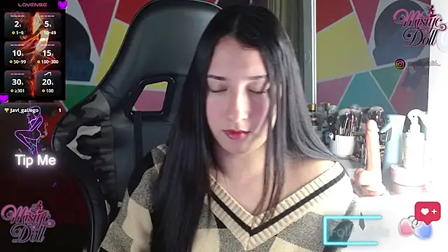 Snapshot of Mysticdooll69 chatting on January 12, 2026, 11:20 pm Mysticdooll69 online show from January 12, 2026, 11:20 pm