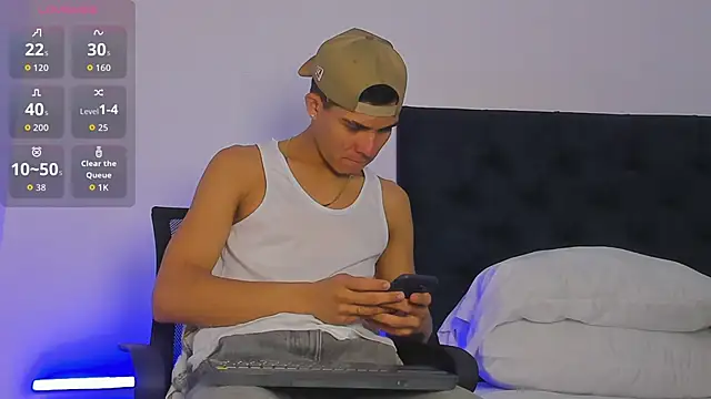 Snapshot of Marcus_Moreno chatting on January 13, 2026, 11:41 pm Marcus Moreno online show from January 13, 2026, 11:41 pm