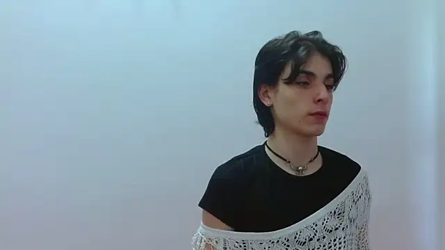 lilithot23 online show from April 21, 2026, 1:39 pm