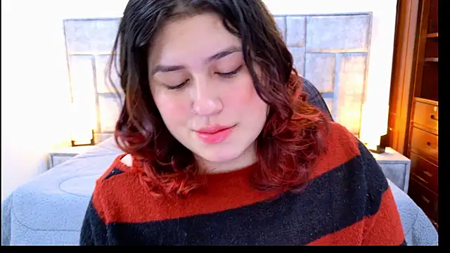 Snapshot of azul_veraa chatting on February 11, 2026, 12:27 pm azul veraa online show from February 11, 2026, 12:27 pm