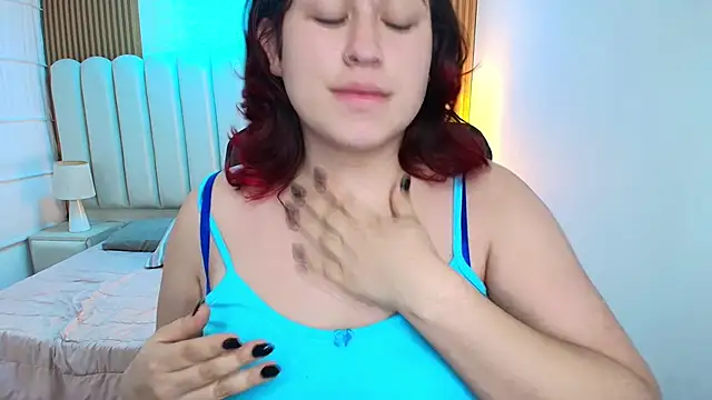 Snapshot of azul_veraa chatting on February 3, 2026, 12:21 pm azul veraa online show from February 3, 2026, 12:21 pm