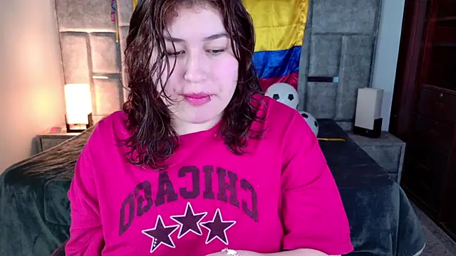 Snapshot of azul_veraa chatting on July 3, 2026, 12:22 pm azul veraa online show from July 3, 2026, 12:22 pm