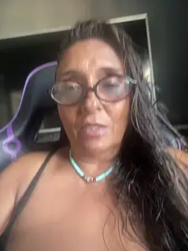 Snapshot of Annalua73 chatting on February 3, 2026, 7:52 pm Annalua73 online show from February 3, 2026, 7:52 pm