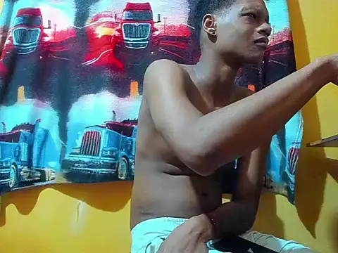 Snapshot of aunstin_mohamme chatting on February 10, 2026, 3:44 pm aunstin mohamme online show from February 10, 2026, 3:44 pm