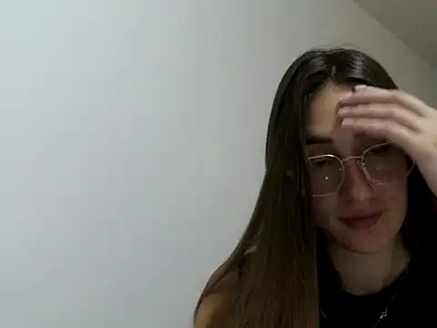 Snapshot of Noracherry chatting on March 2, 2026, 3:18 am Noracherry online show from March 2, 2026, 3:18 am