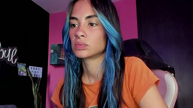 Snapshot of azula_lillet chatting on March 23, 2026, 10:20 pm azula lillet online show from March 23, 2026, 10:20 pm