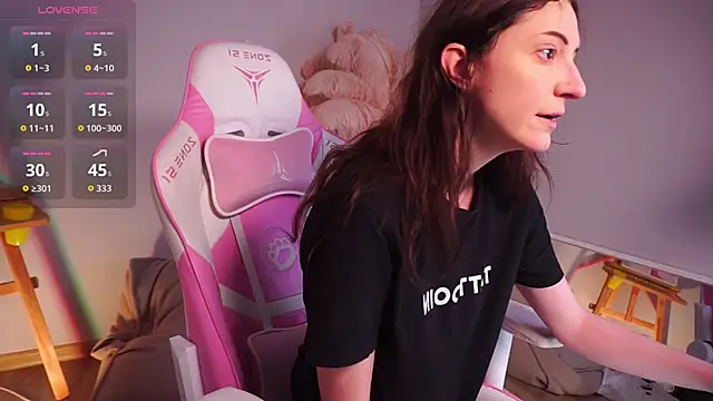 Snapshot of Ruby_blossom_ chatting on February 24, 2026, 9:15 pm Ruby blossom online show from February 24, 2026, 9:15 pm